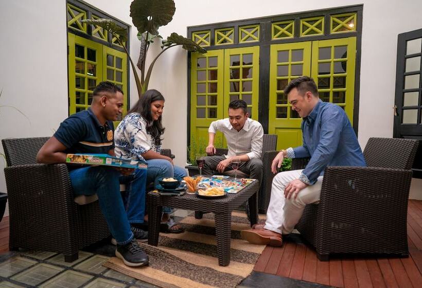 هاستل St Signature Chinatown