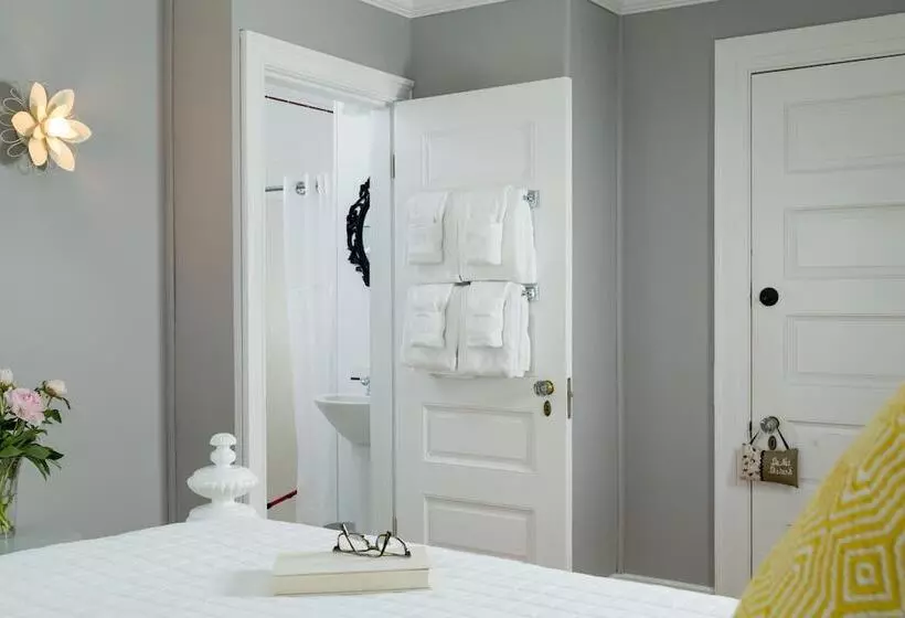 ベッドアンドブレックファースト Atlantean Cottage