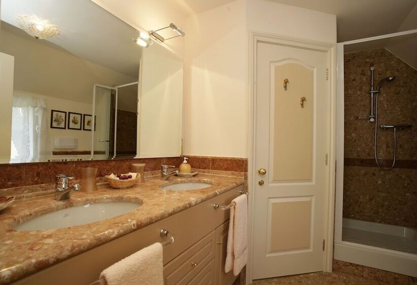 Bed and Breakfast Brampton Grange