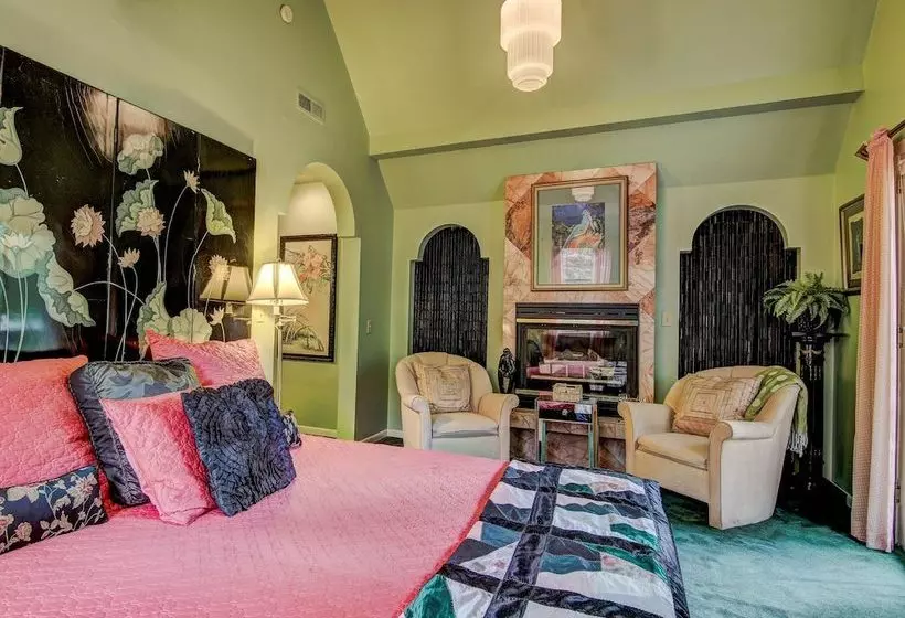 ベッドアンドブレックファースト James Mulvey Carriage House Inn