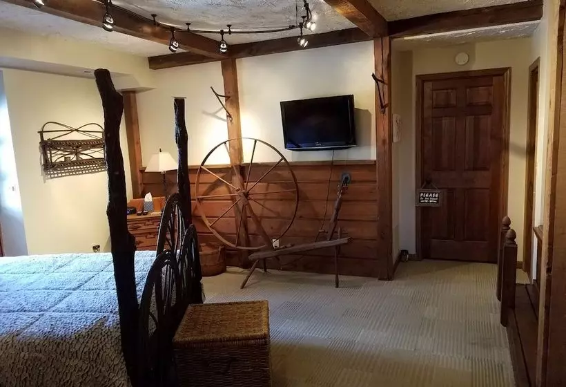 ベッドアンドブレックファースト James Mulvey Carriage House Inn