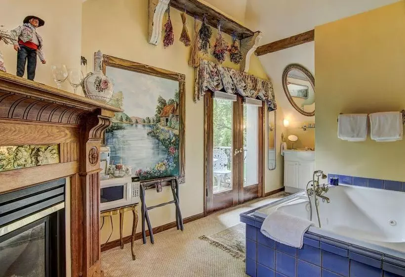 ベッドアンドブレックファースト James Mulvey Carriage House Inn