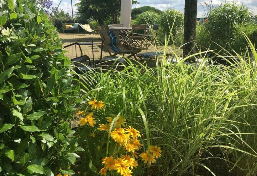 Bed and Breakfast La Chambre De Madel