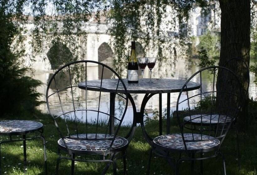 مبيت وإفطار Pont Vieux Chambres D Hotes