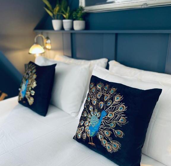 مبيت وإفطار The Limes