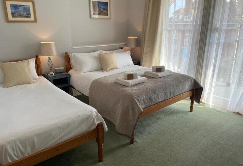 مبيت وإفطار The Limes