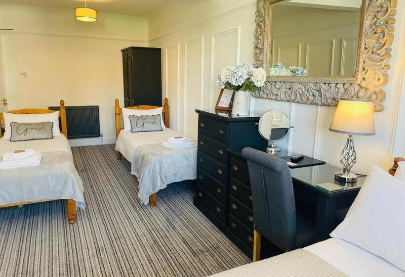 مبيت وإفطار The Limes