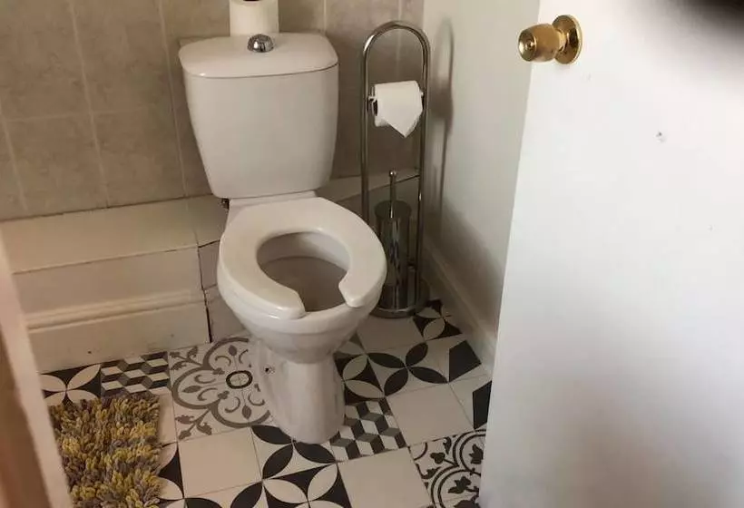 تختخواب و صبحانه The New Wellington