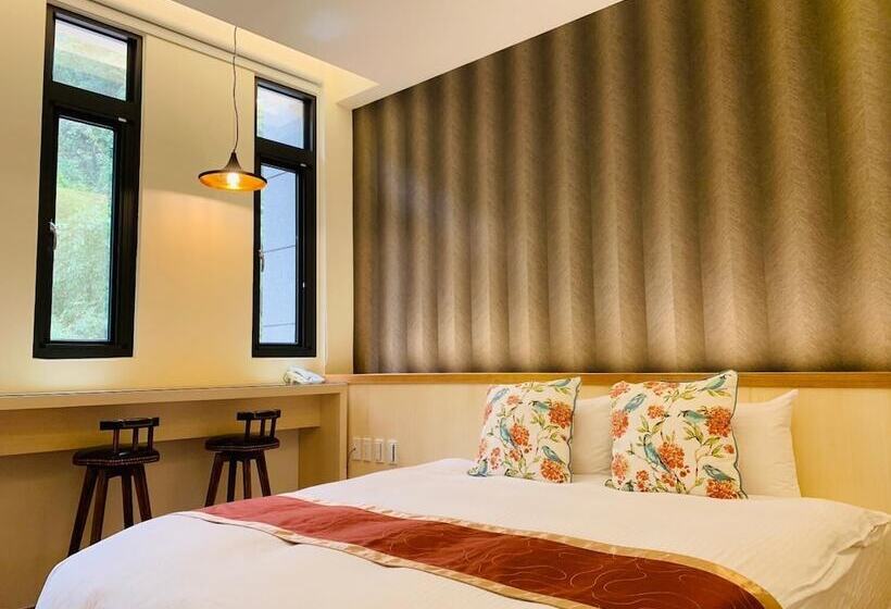 تختخواب و صبحانه 日月潭沅居民宿 Yuan Ju Boutique