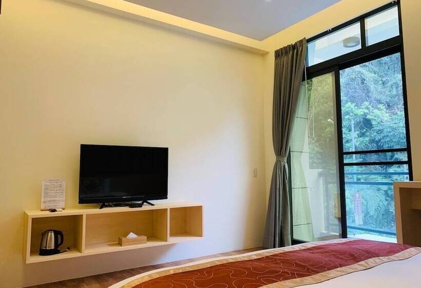 تختخواب و صبحانه 日月潭沅居民宿 Yuan Ju Boutique