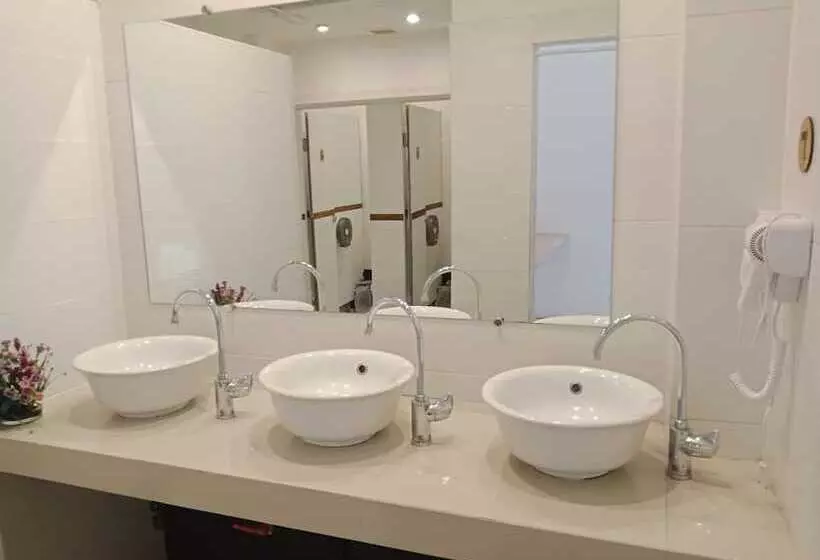 Chan Backpacker Hostel