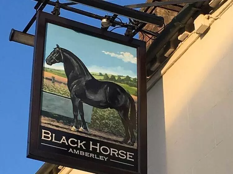 簡易ホテル Black Horse