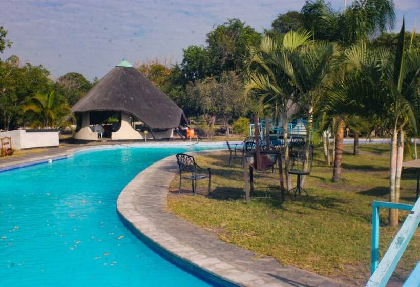 هتل Acamms Gardens Lodge Mongu
