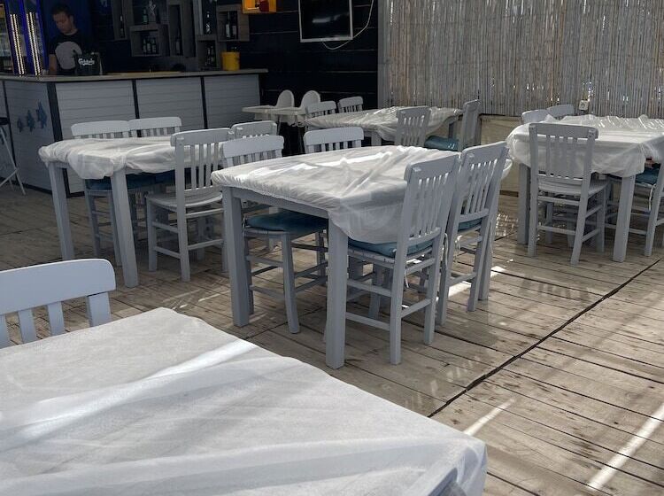 ホテル Assos Villa Natura