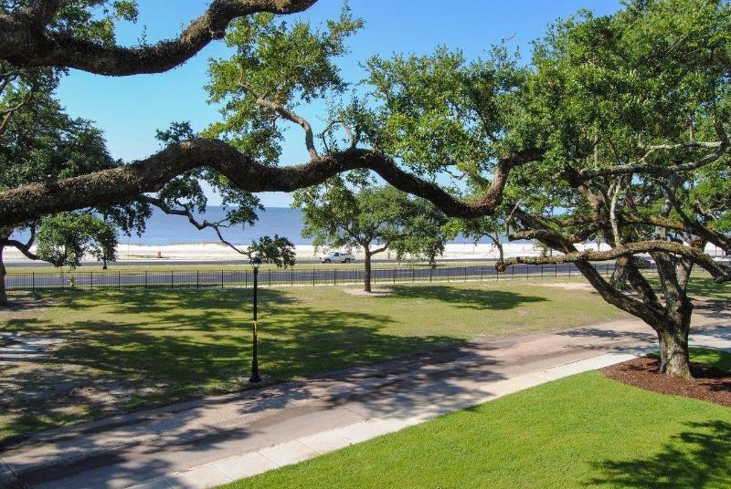 Grand Centennial Hotel At Centennial Plaza Gulfport