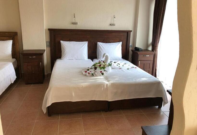 Hotel Dalyan Nehir Suit