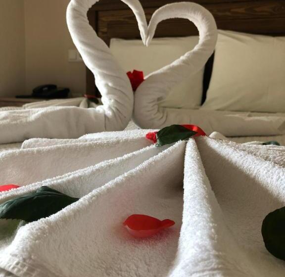 Hotel Dalyan Nehir Suit