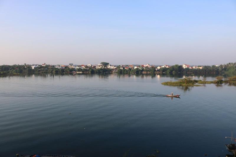 هتل Roxana River Villa