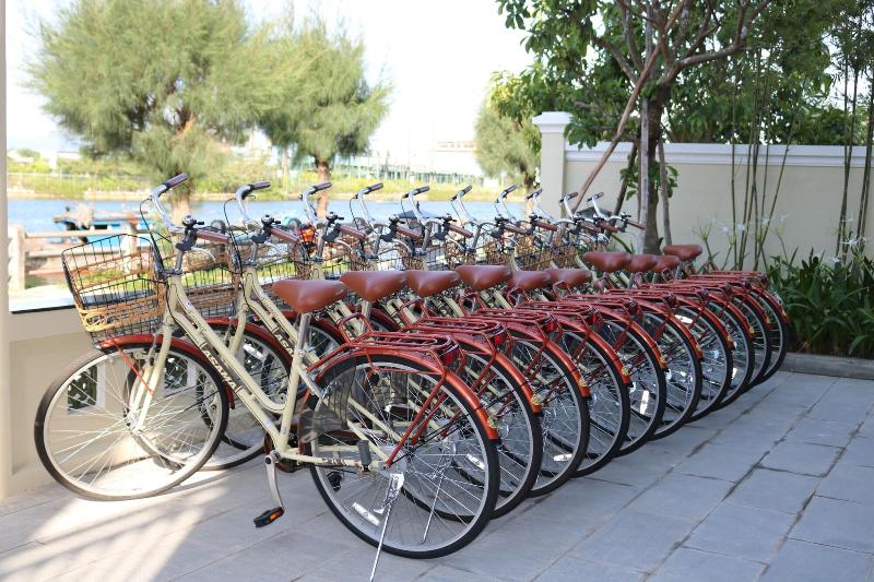 هتل Roxana River Villa