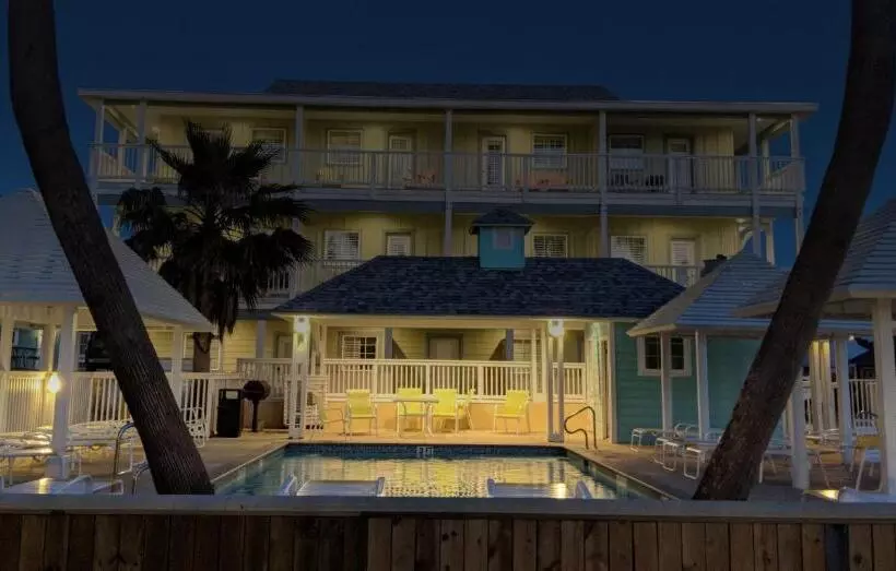 ホテル Seashell Village Resort Near The Beach With Kitchens