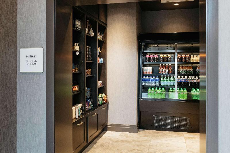 The Axis Moline Hotel, Tapestry Collection By Hilton