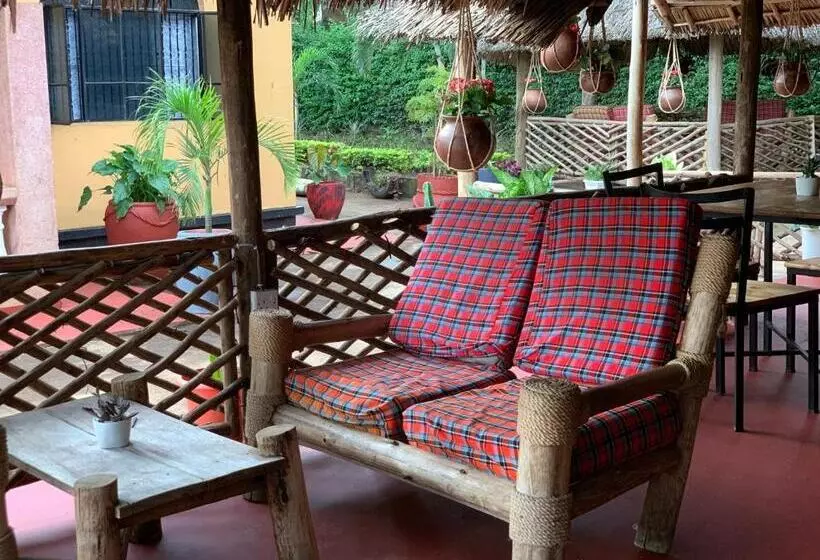 هتل The Better Inn