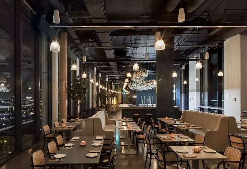 Hotel Ark Canary Wharf