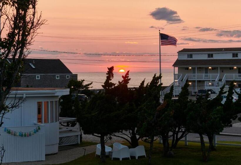 בית מלון כפרי The Sunset Montauk