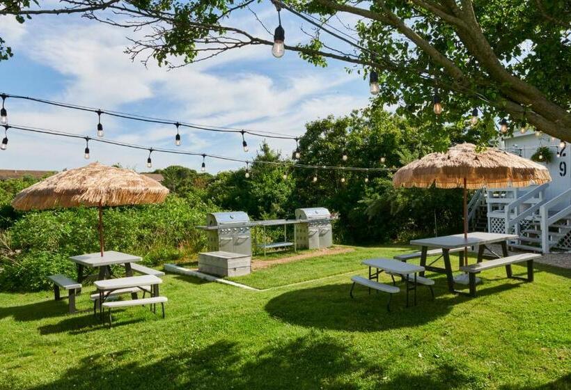 בית מלון כפרי The Sunset Montauk