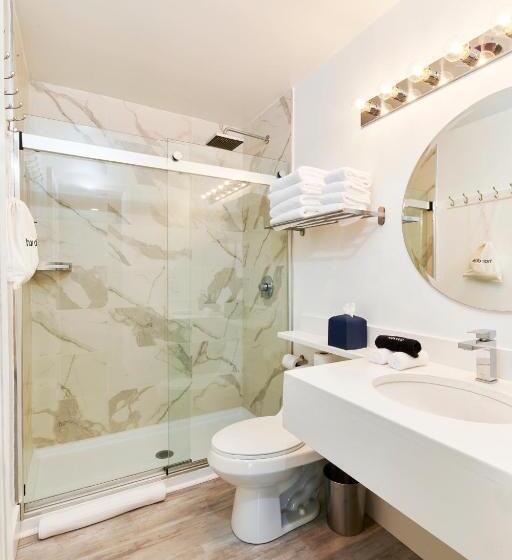 בית מלון כפרי The Sunset Montauk