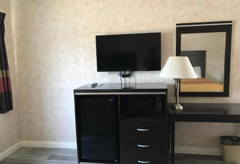 مُتل Manhattan Inn & Suites