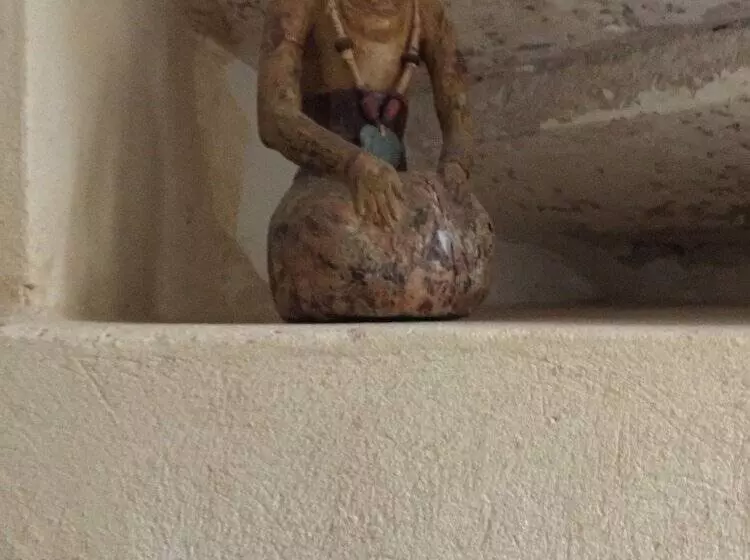 Majatalo Maison Des Lauriers