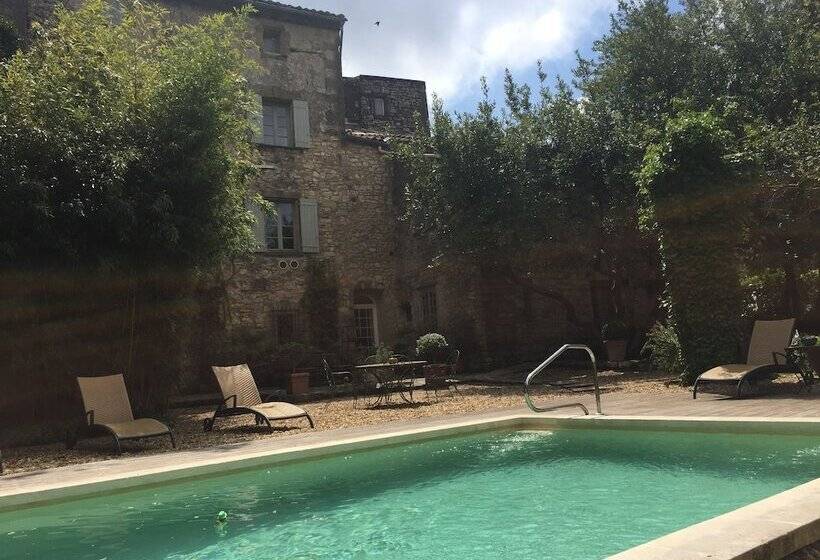 פנסיון Maison Des Lauriers