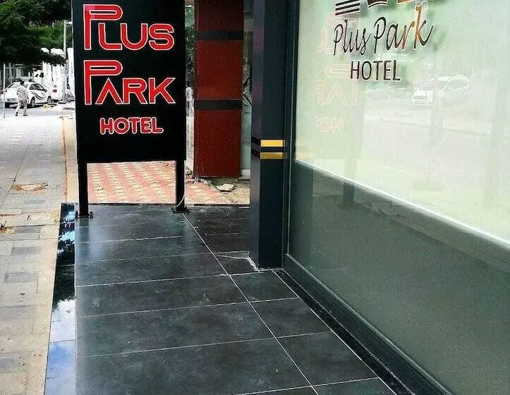 Plus Park Suite &