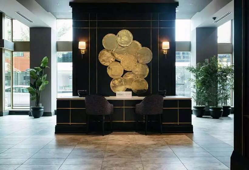 The Axis Moline Hotel, Tapestry Collection By Hilton