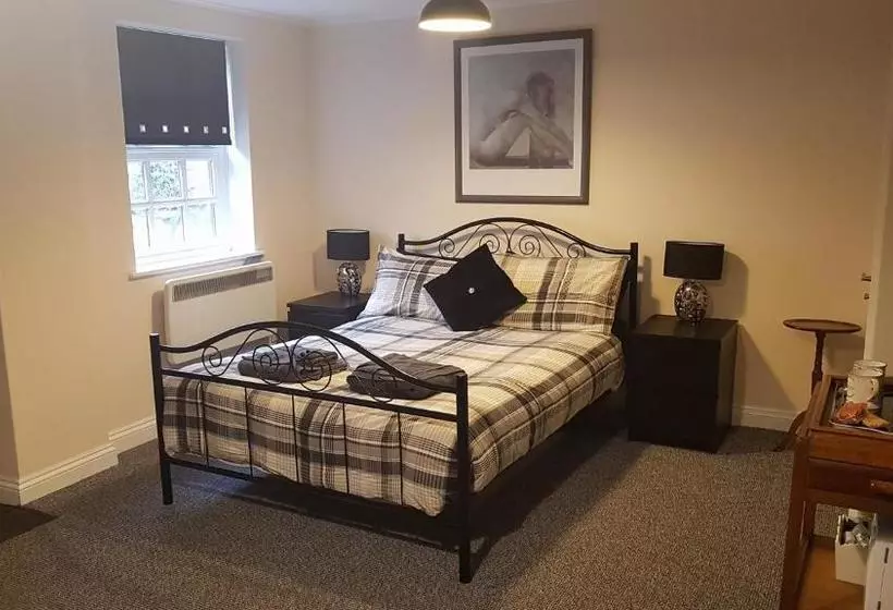 The Mermaid Inn Ellington