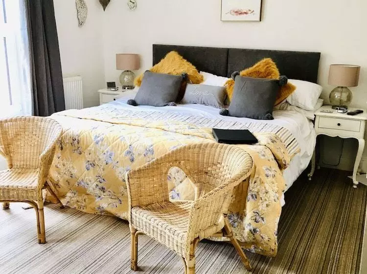 Aamiaismajoitus (B&B) Abbots Leigh