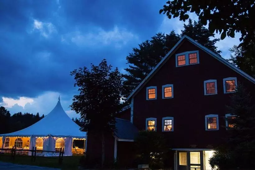 Aamiaismajoitus (B&B) 1824 House