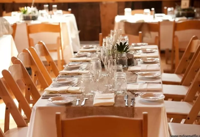 Aamiaismajoitus (B&B) 1824 House