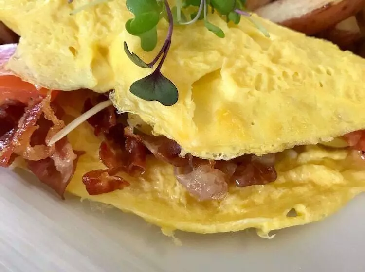 Aamiaismajoitus (B&B) 1824 House