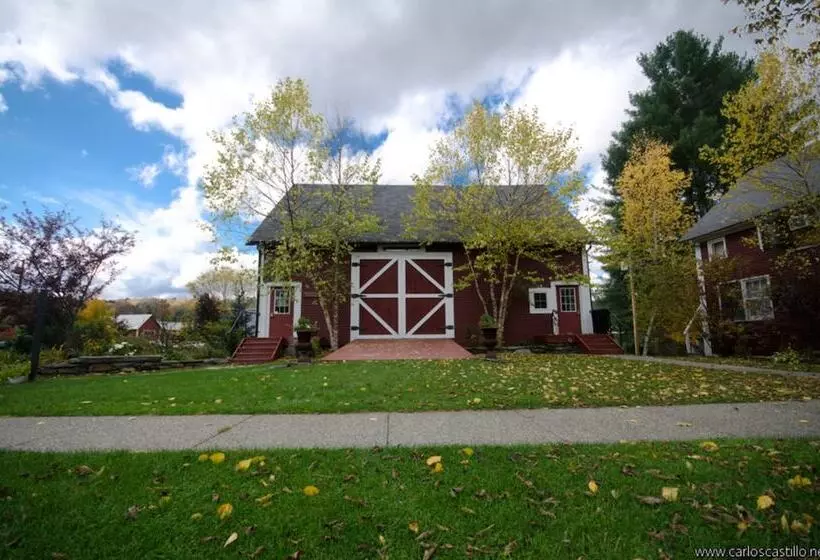 Aamiaismajoitus (B&B) 1824 House