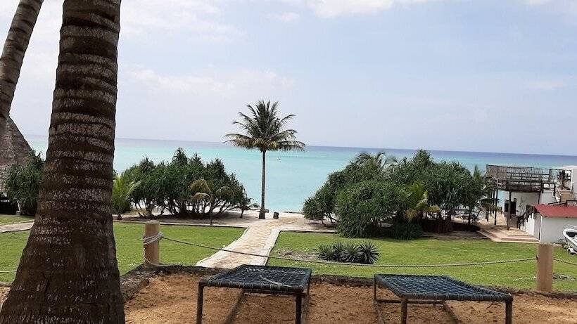 Bed and Breakfast Game Fish Lodge