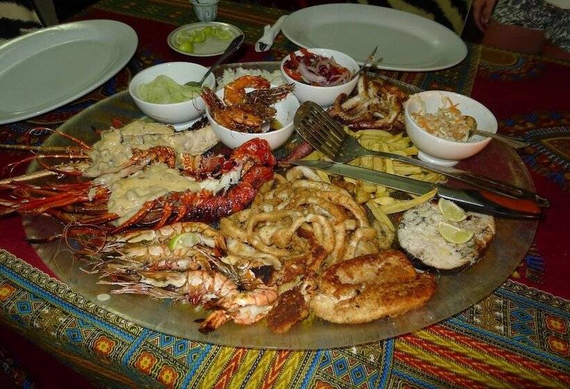 Bed and Breakfast Game Fish Lodge