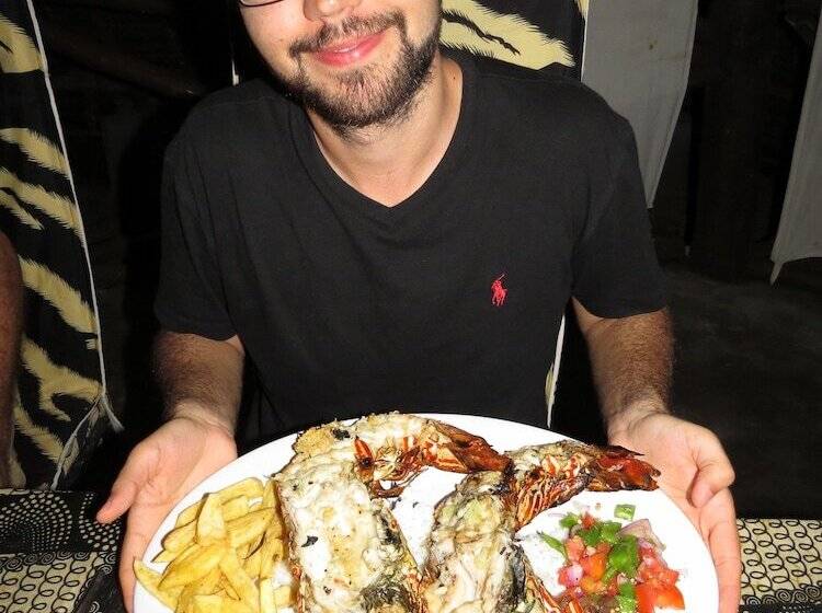 Bed and Breakfast Game Fish Lodge