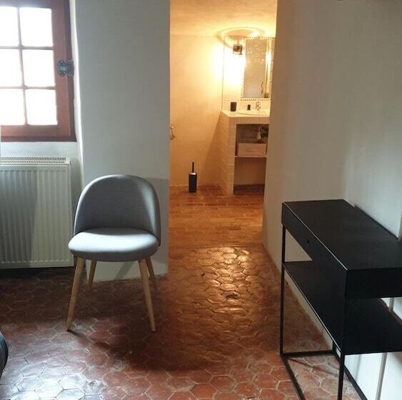 تختخواب و صبحانه La Bastide De L Adrech