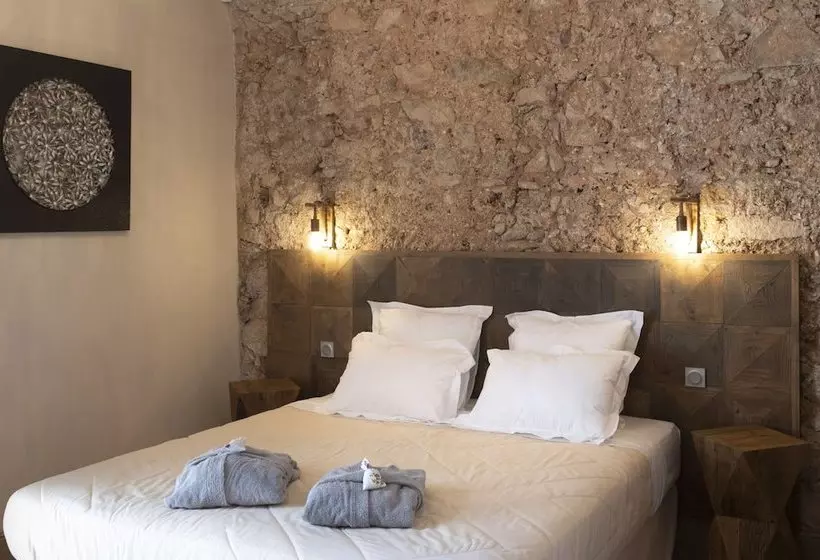 Aamiaismajoitus (B&B) La Bastide De L'endre
