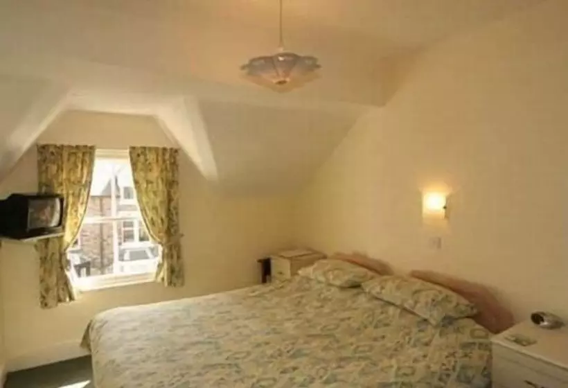 Aamiaismajoitus (B&B) Silverdale Guesthouse