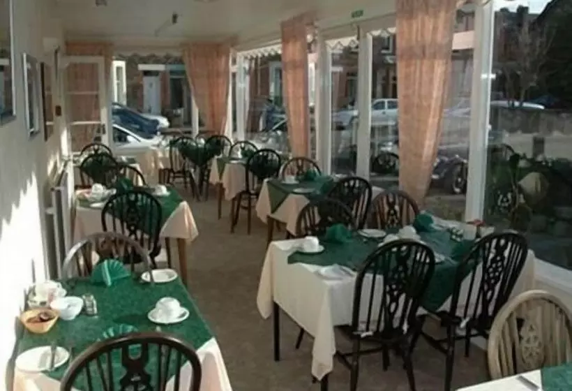 Aamiaismajoitus (B&B) Silverdale Guesthouse