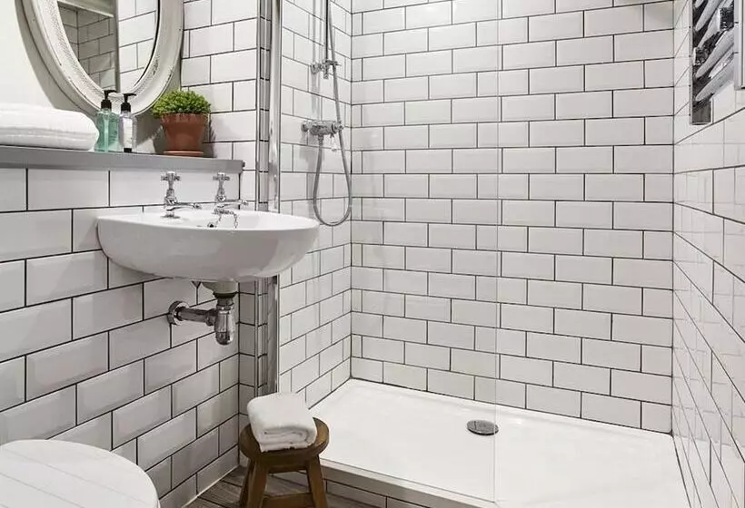 Hostelli The Masons Arms