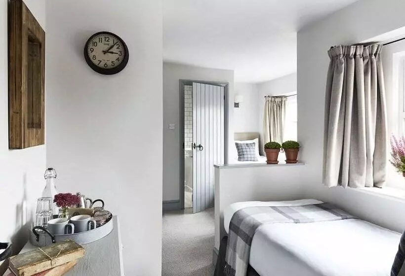 Hostelli The Masons Arms